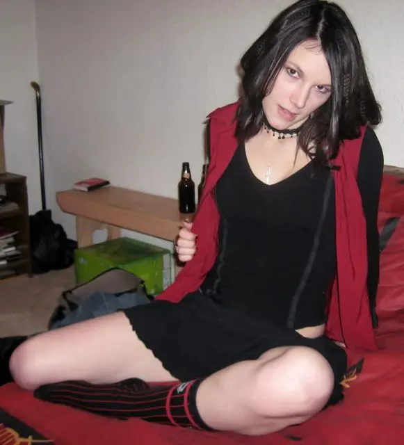 Julia23 image 0